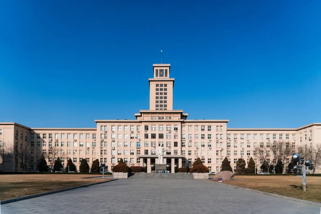 Tianjin University's view makes it a unique and calm city in China