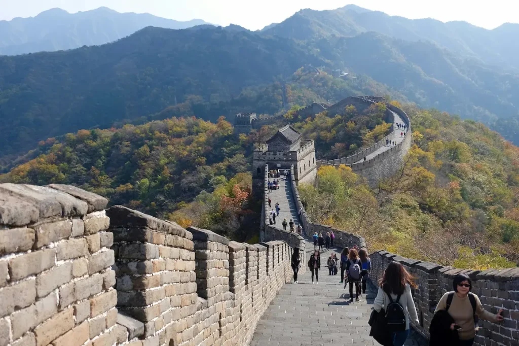 The view of the Great Wall of China in spring is best to hike with kids in slow pace. 