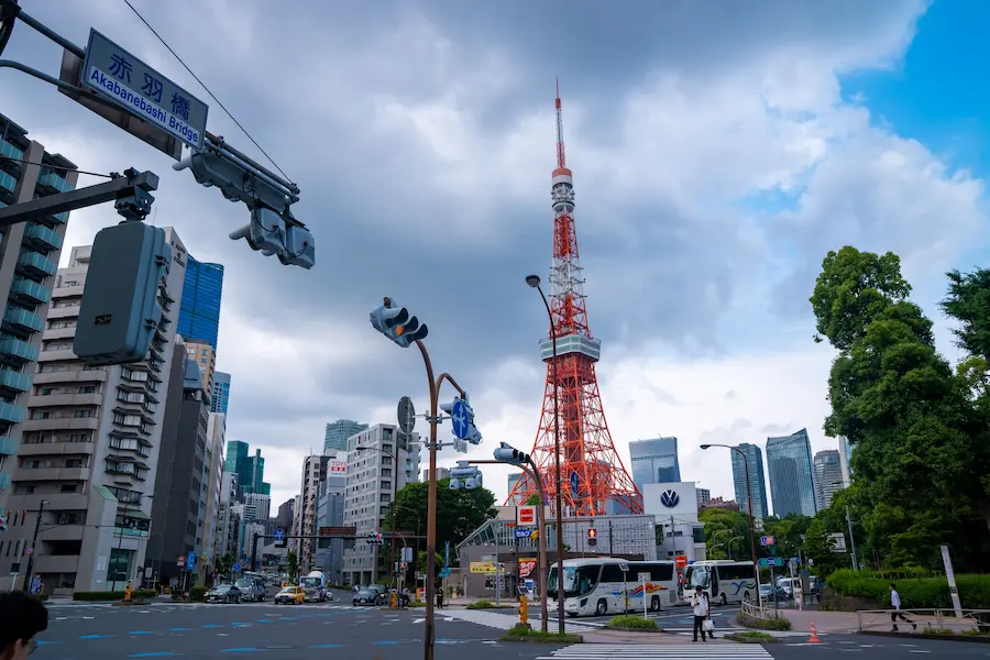 family exploring tokyo streets with kids