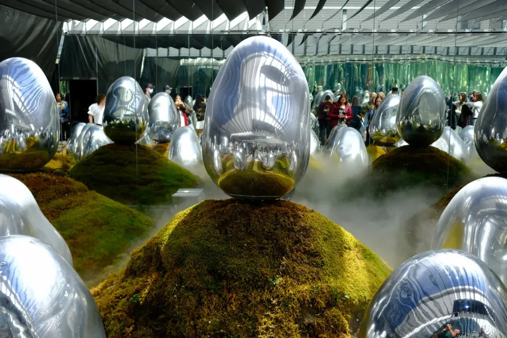 TeamLab Planets sensory experience with Kids in Tokyo 