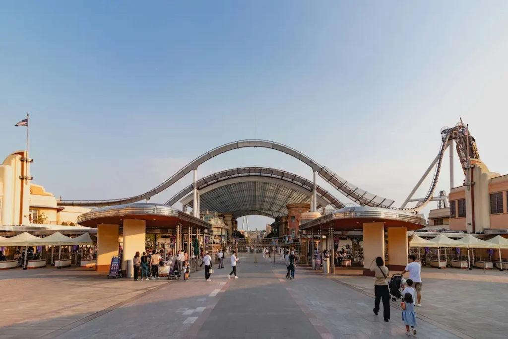 Osaka’s most famous theme park, USJ, or Universal Studios Osaka, brings kids’ favorites to life.