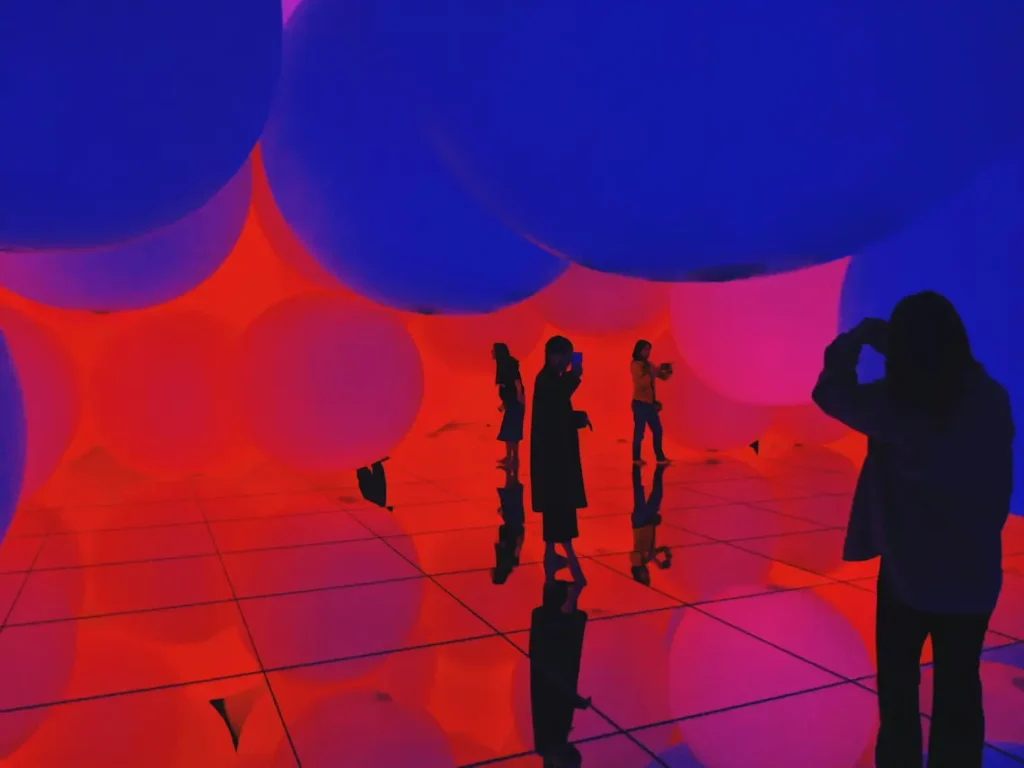 we splurged on teamLab Planets
