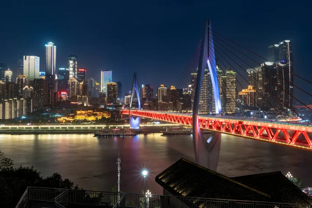 Take a walk to the Raffles Observation Deck for panoramic city views