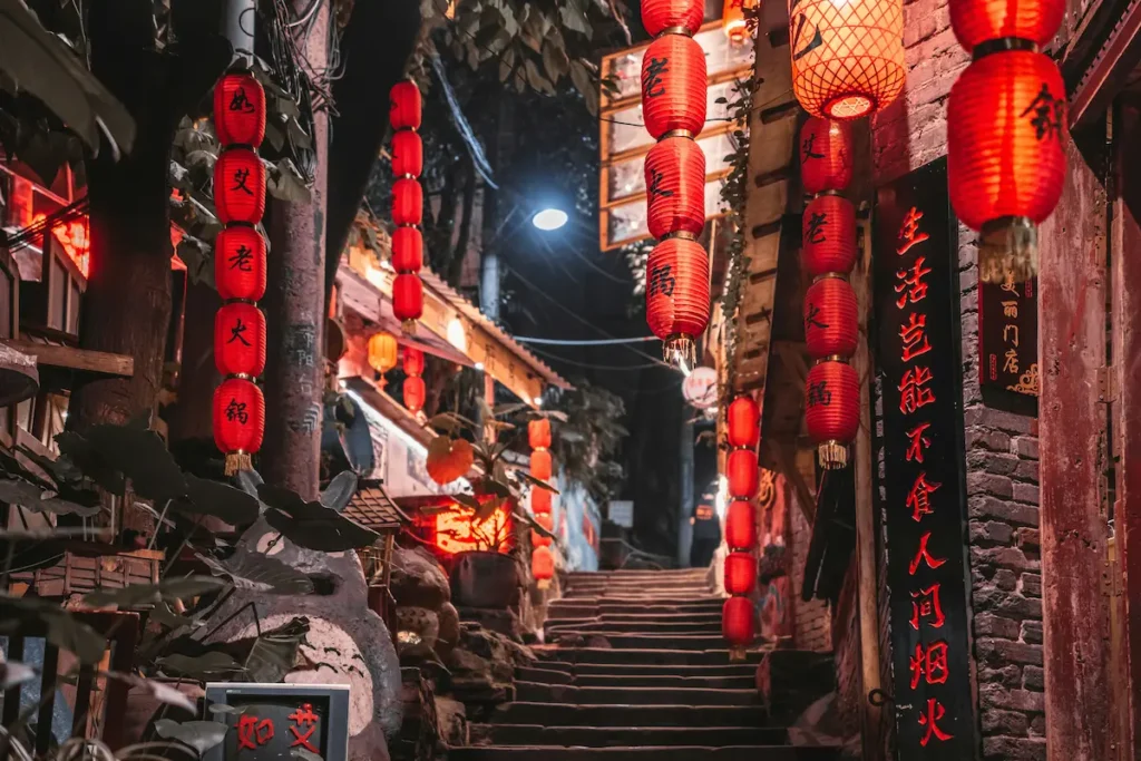 The ancient streets of Chongqing have steep stairs. 