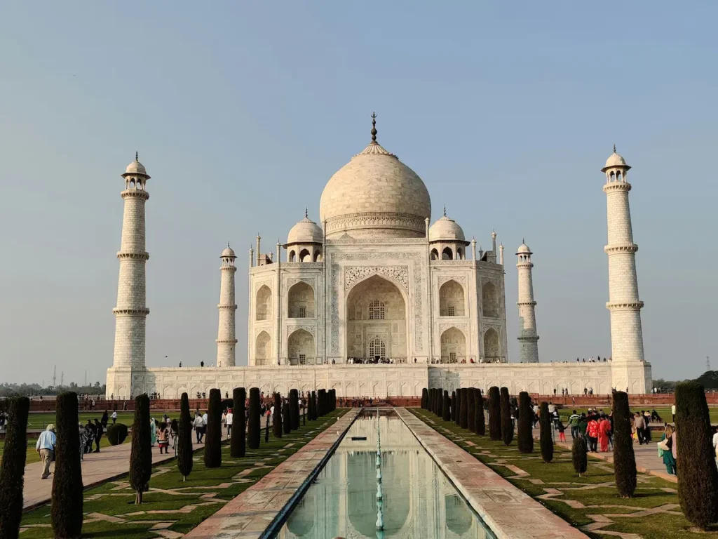 Our experience of visiting the Taj Mahal with kids.