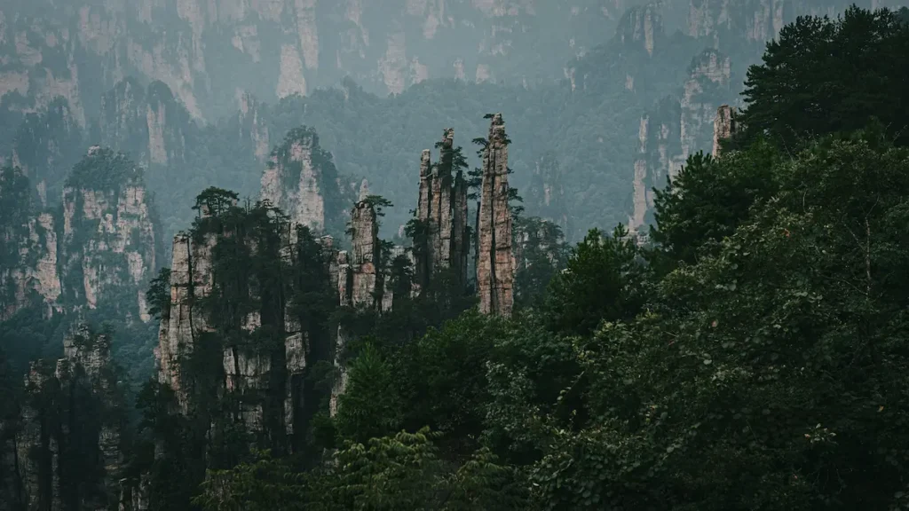Spring is the best time to visit Zhangjiajie with Kids