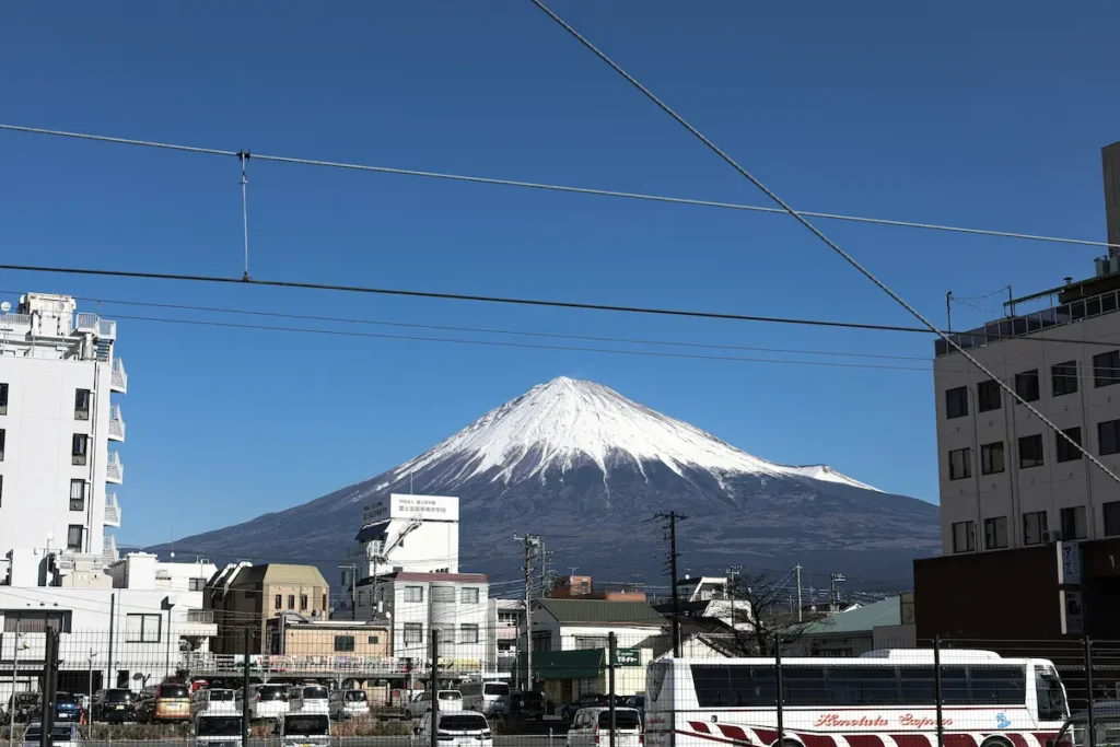 Fuji Mountain Sky Ladder viewpoint—family enjoying panoramic views of Mount Fuji.