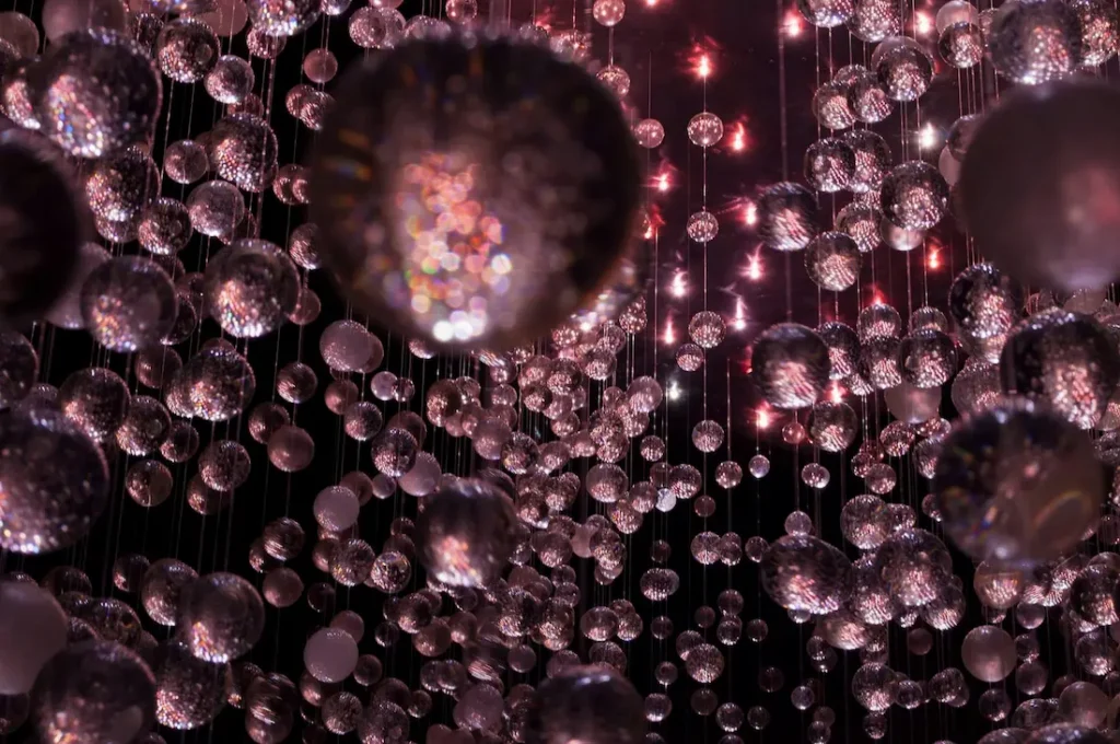 The bubble universe at teamLab Borderless with kids.