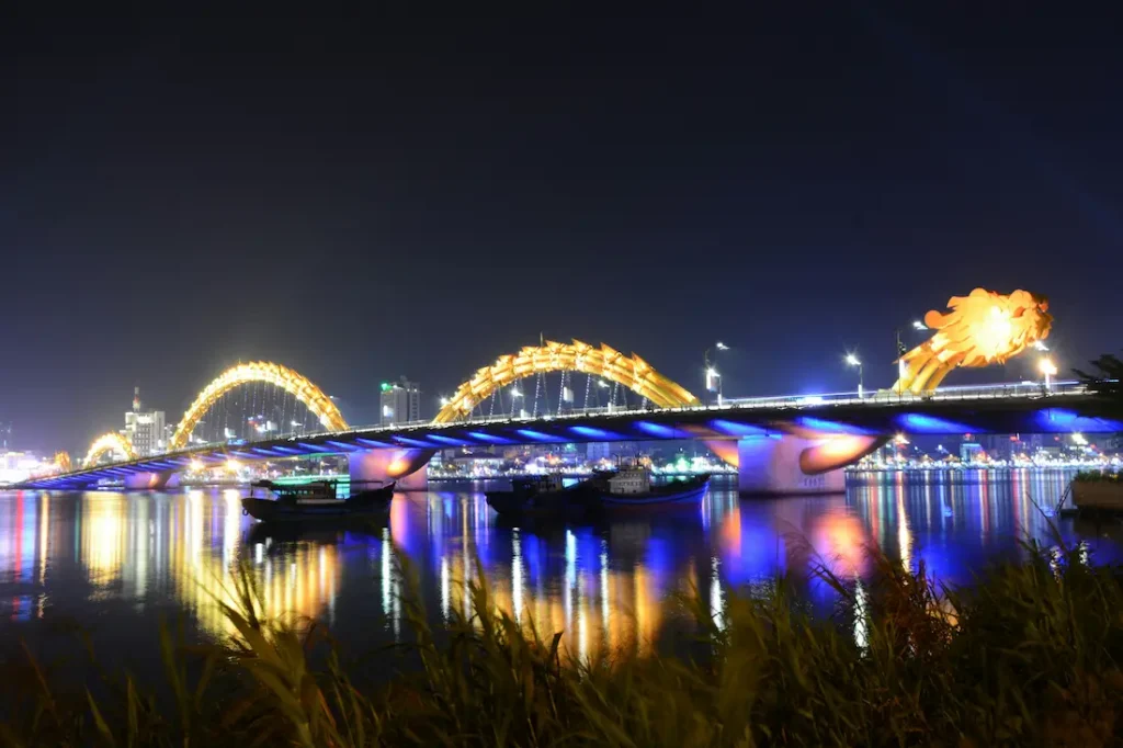 The popular Dragon Bridge of Da Nang, Vietnam, is a must-visit with kids. 
