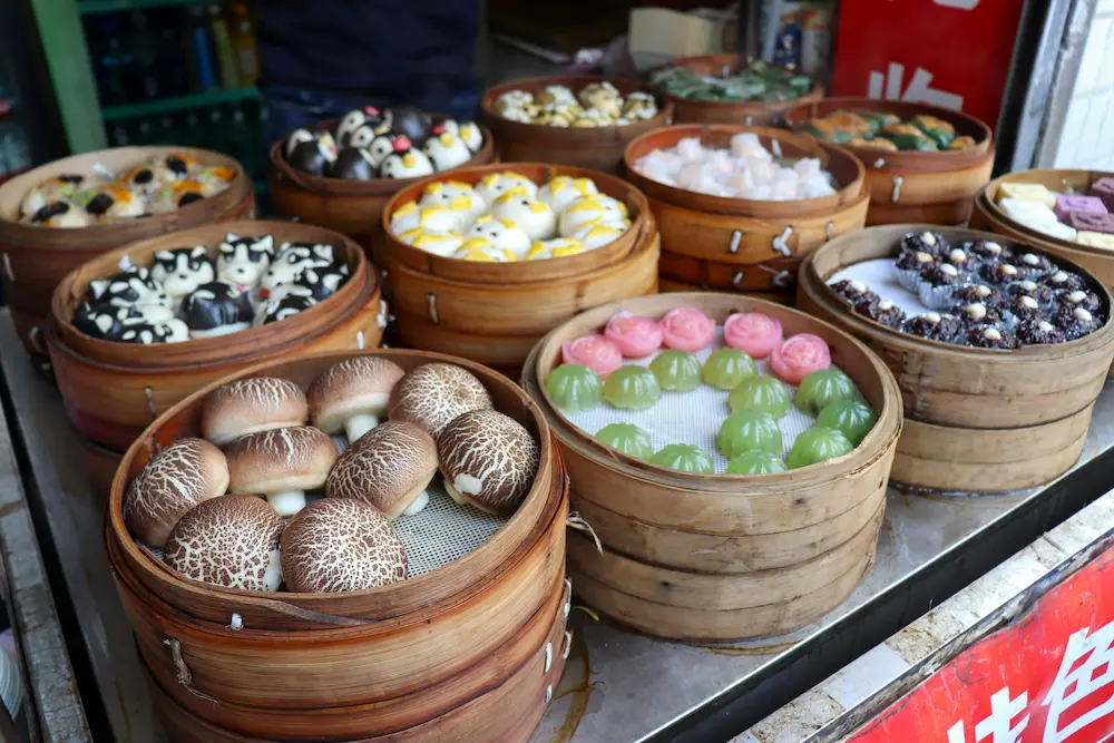 Chinese food that kids will love on their first china trip.