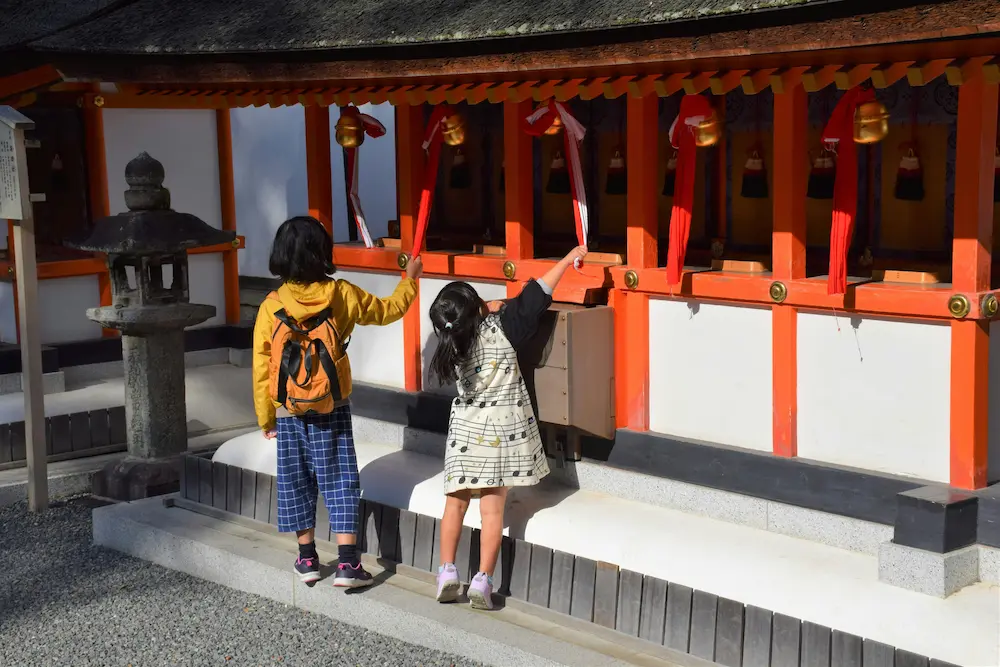 local people interacting kindly with children asia family travel experience.