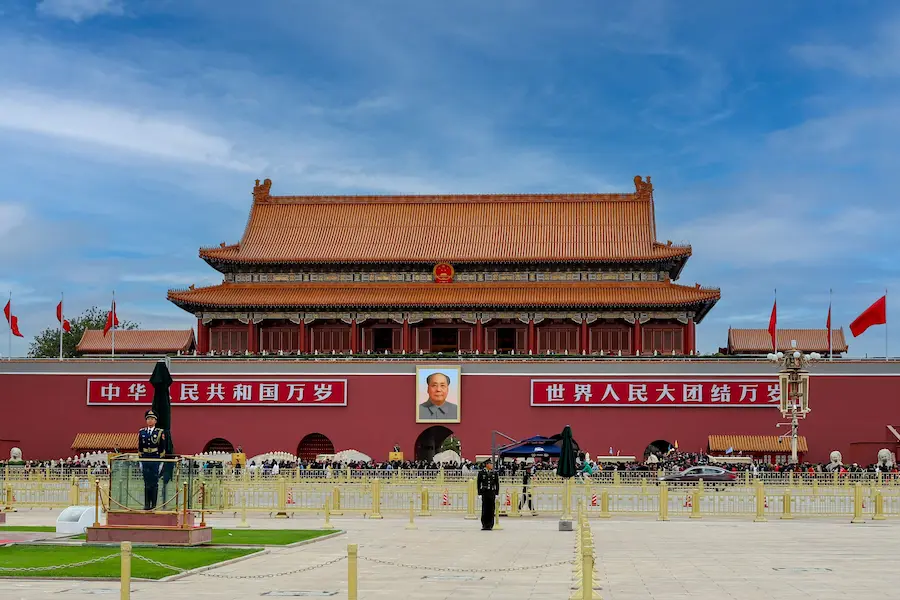 China with kids romaing crew asia family travel