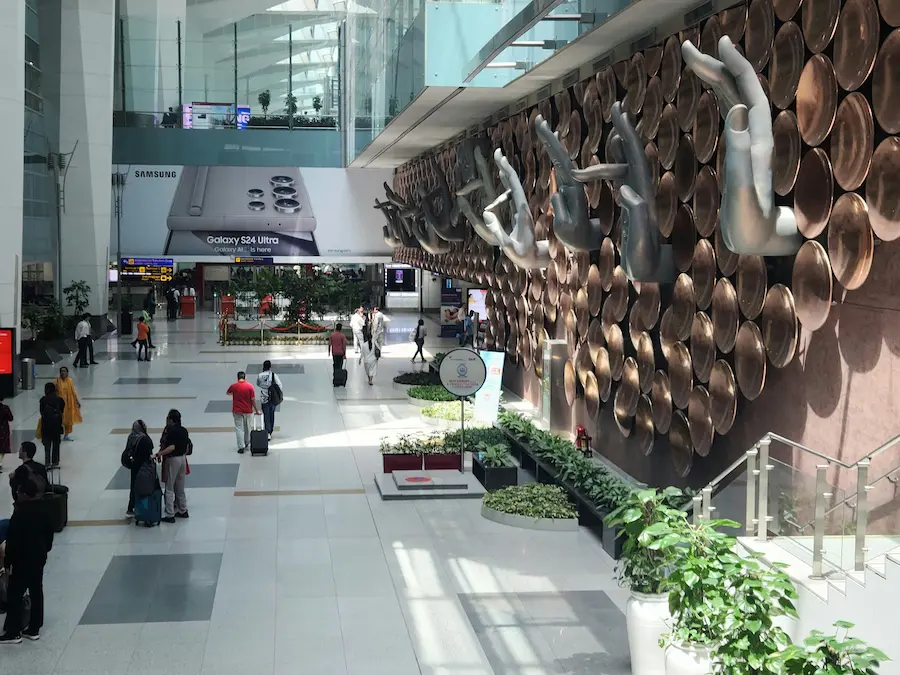 Family arriving in India for their first holiday with children