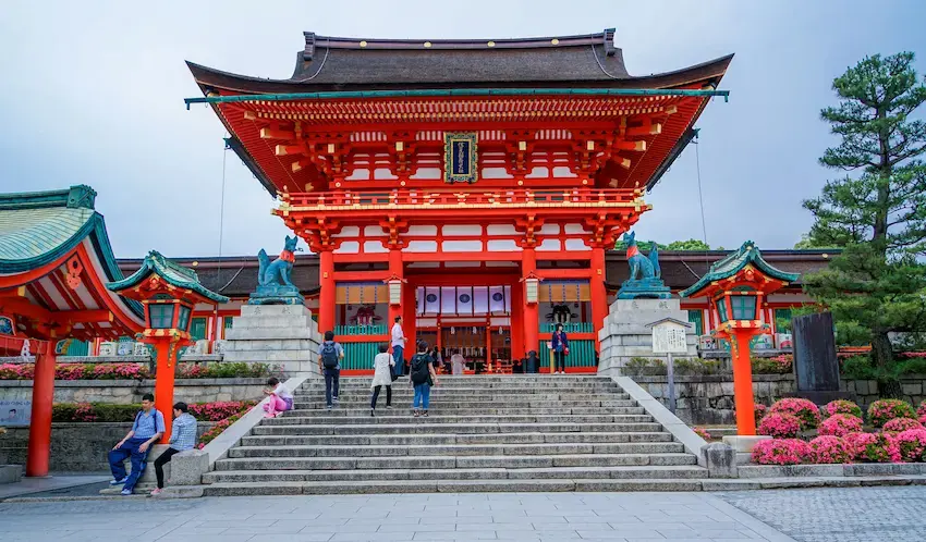 Family exploring Kyoto with young children during a Japan trip